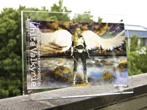 White Valkyrie Off-white